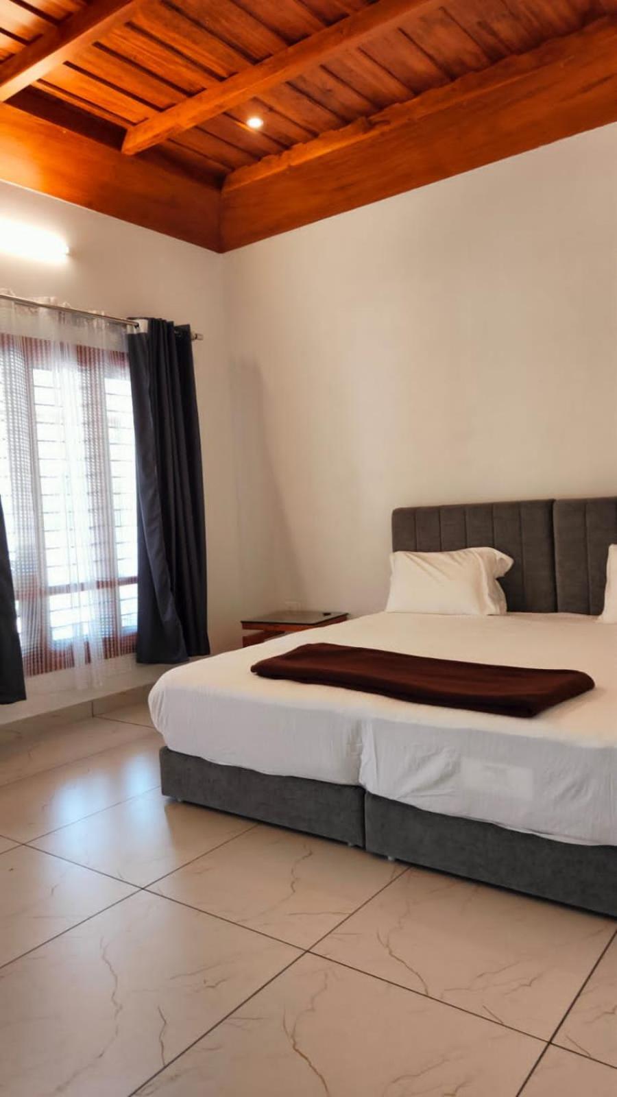 Hotel The Royal Island Mundrothuruth Zimmer foto